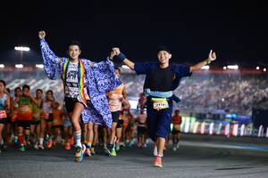 BIB: 2118
                            <button type="button" onclick="openModal(22942015)" class="btn btn-primary btn-sm float-right btn-popup" data-toggle="modal" data-target=".modal-high-quality">
                        <i class="fas fa-shopping-cart"></i> Add to Cart
                    </button>
                                            <button type="button" onclick="isThisMe(22942015, true)" class="btn btn-success btn-sm float-right btn-popup btn-isme hidden" data-toggle="tooltip" data-placement="bottom" title="นี่คือรูปของคุณใช่ไหม คลิกที่นี่เพื่อเอาเข้าอัลบั้ม">
                        <i class="fas fa-plus"></i> Add to album
                    </button>
                    <button type="button" onclick="isThisMe(22942015, false)" class="btn btn-warning btn-sm float-right btn-popup btn-isnotme hidden">
                        <i class="fas fa-ban"></i> Remove from album
                    </button>